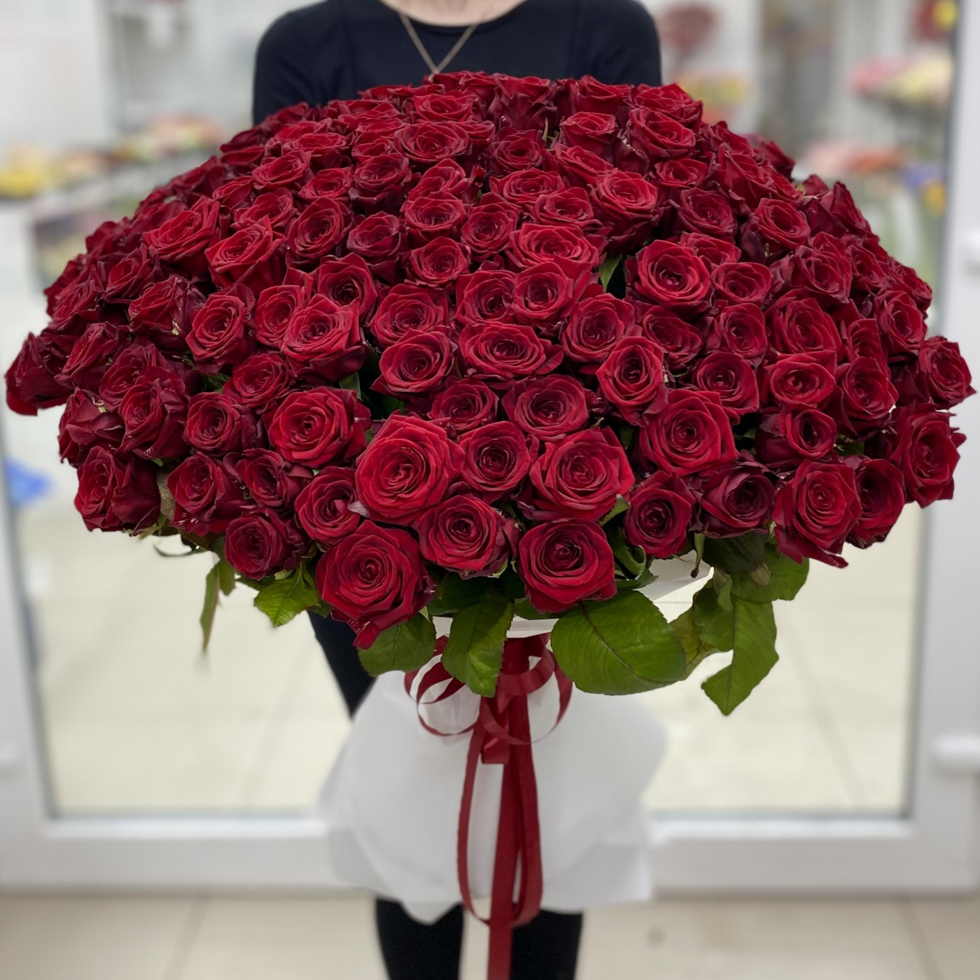 Букет из 151 красной розы 60 см.
