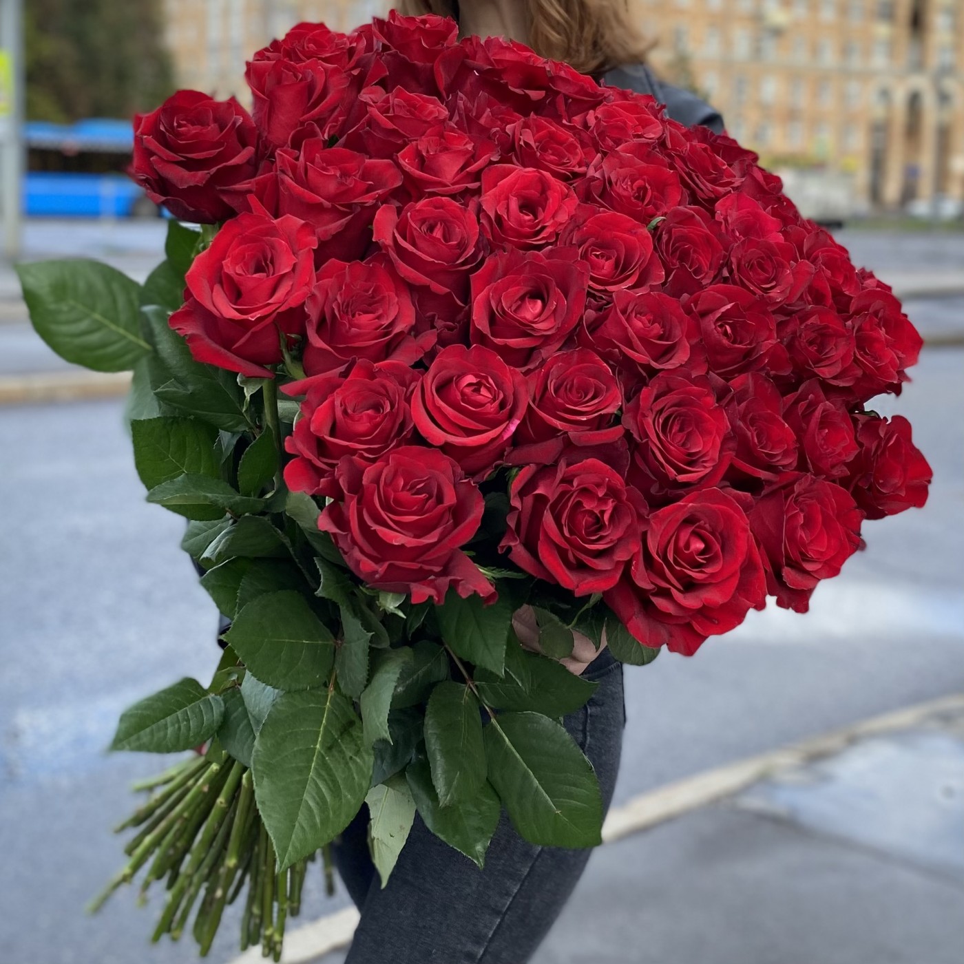 Букет из 51 красной розы 80 см.