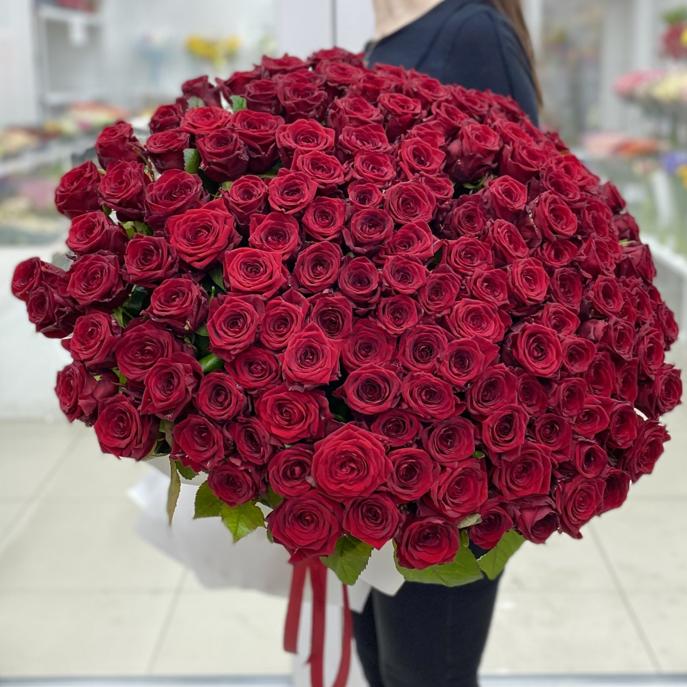 Букет из 151 красной розы 60 см.