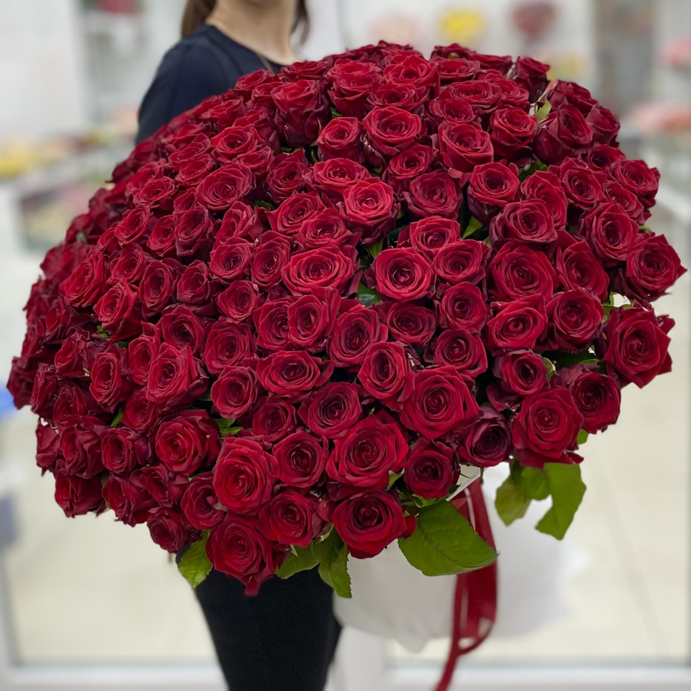 Букет из 151 красной розы 60 см.