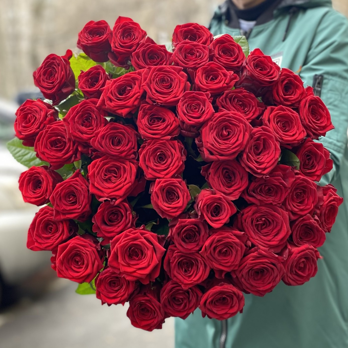 Букет из 51 красной розы 70 см.