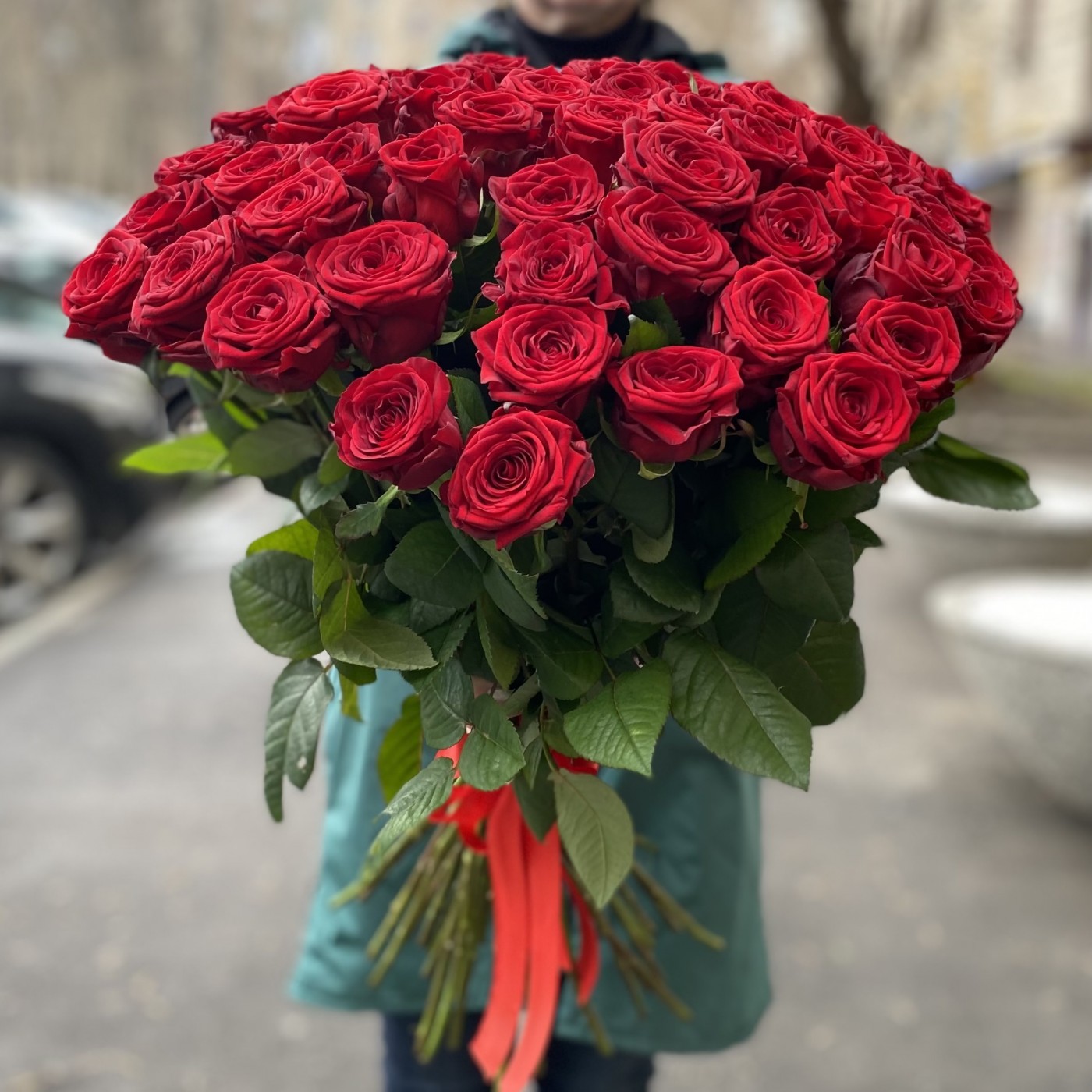 Букет из 51 красной розы 70 см.